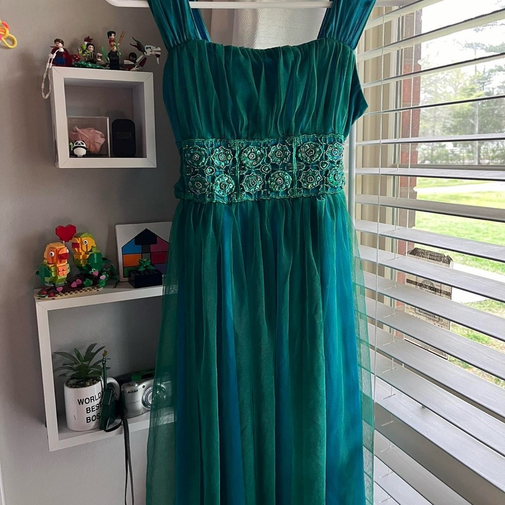 green and blue mini dress 💚🩵